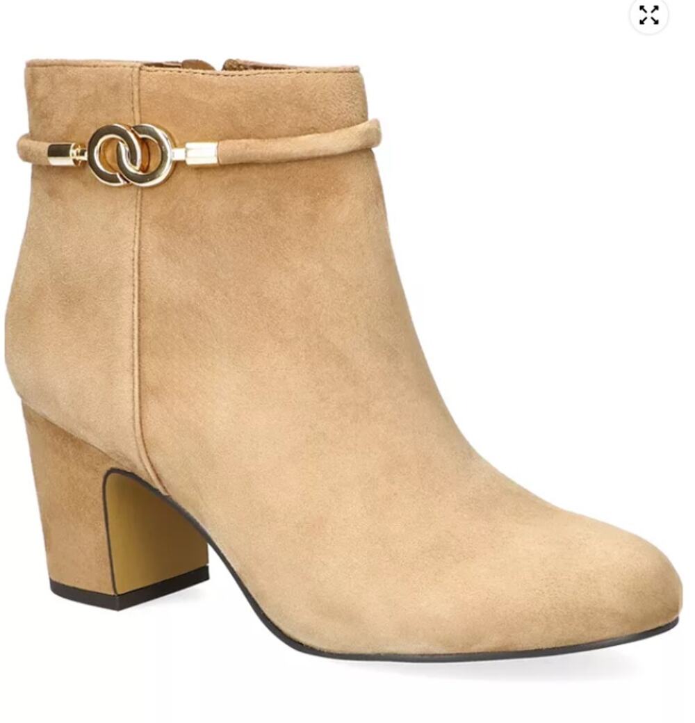 $125 Bella Vita Women's Size 11W Beige Diaz Suede Ankle Booties Block Heel New